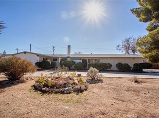 19691 Tomahawk Rd, Apple Valley, CA 92307