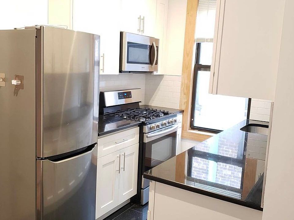 1st image of 2503 30th Ave APT 3R