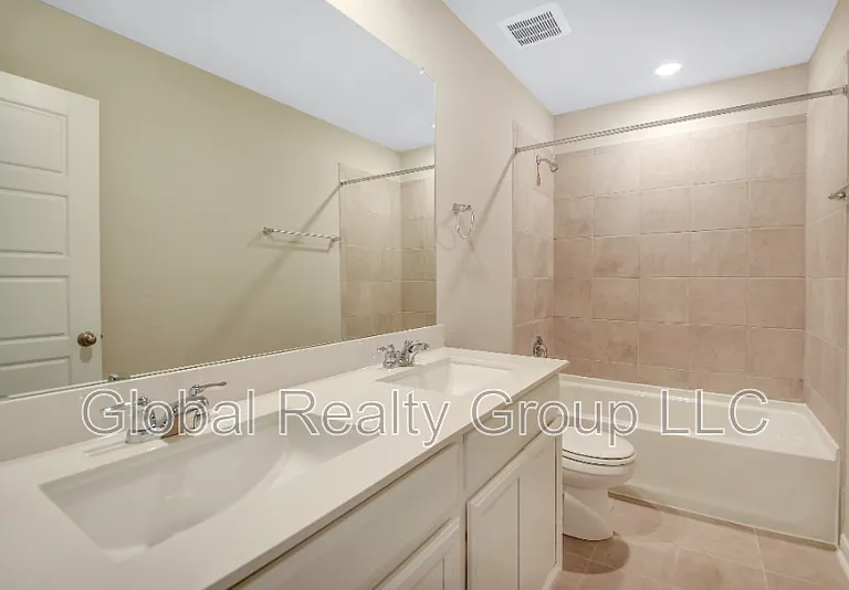 1247 Meyers Mdw — Photo 10