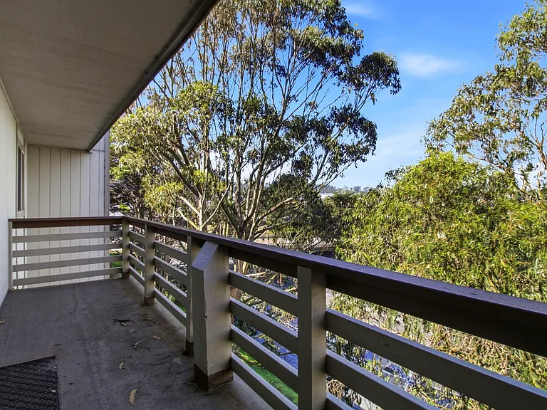 303 Philip Dr — Photo 28