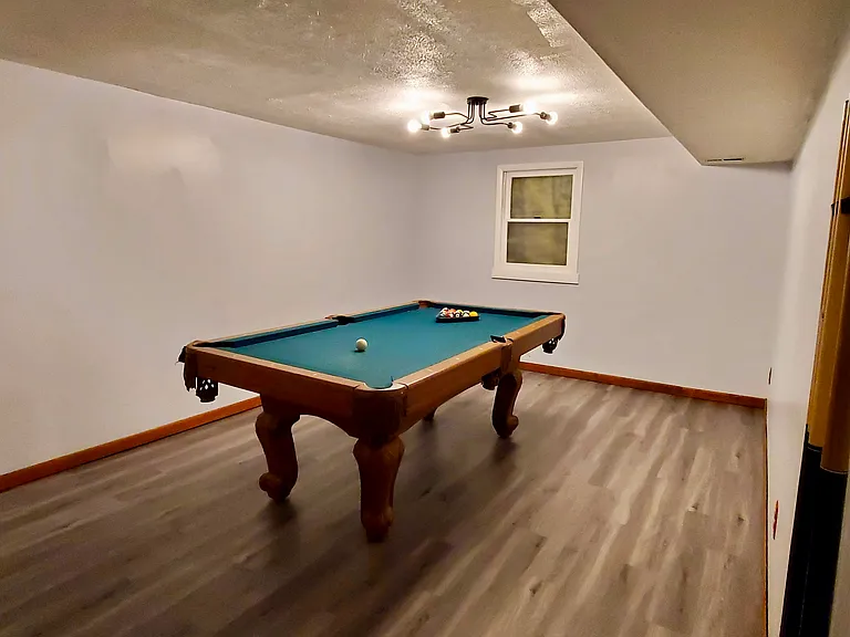 2426 Sanford Dr — Photo 17