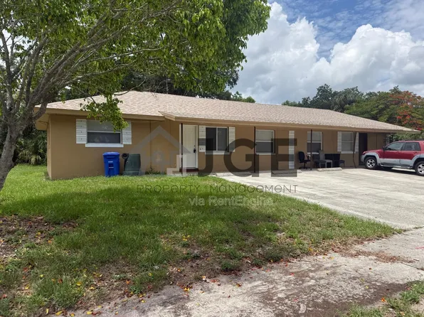 2351 Lafayette St, Fort Myers, FL 33901