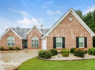 370 Blue Grass Dr, Jefferson, GA 30549