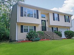 882 Smithfield Rd, North Providence, RI 02904