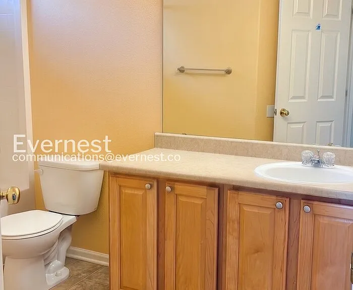 1121 Fenwick Dr — Photo 18