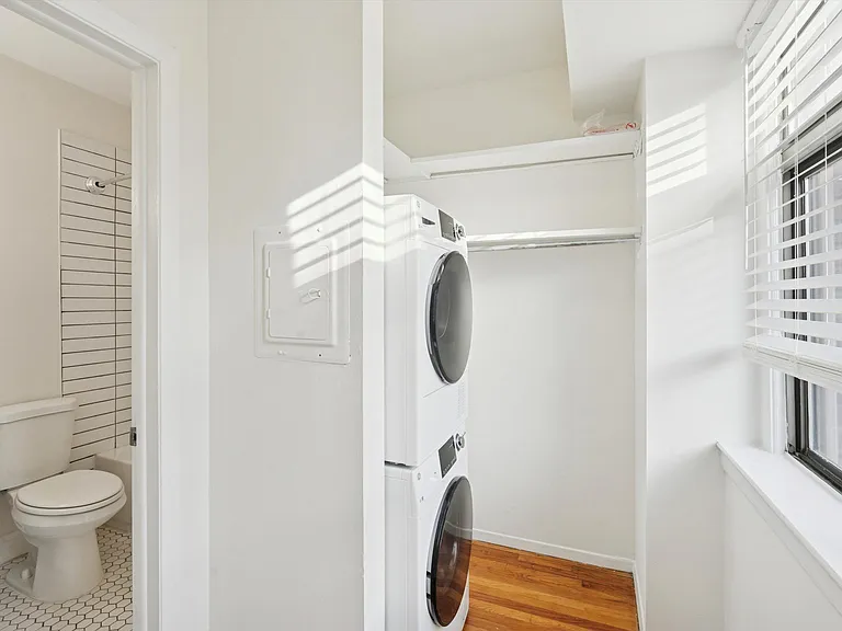 319 S 10th St #234 — Photo 2