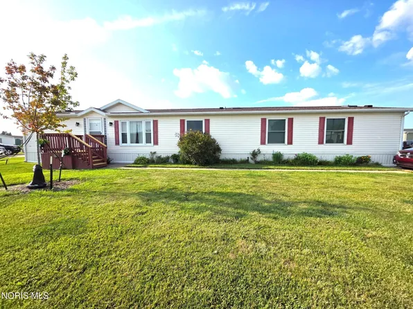 27484 Oregon Rd #114, Perrysburg, OH 43551