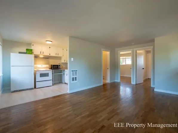 19207 60th Ave W #1, Lynnwood, WA 98036