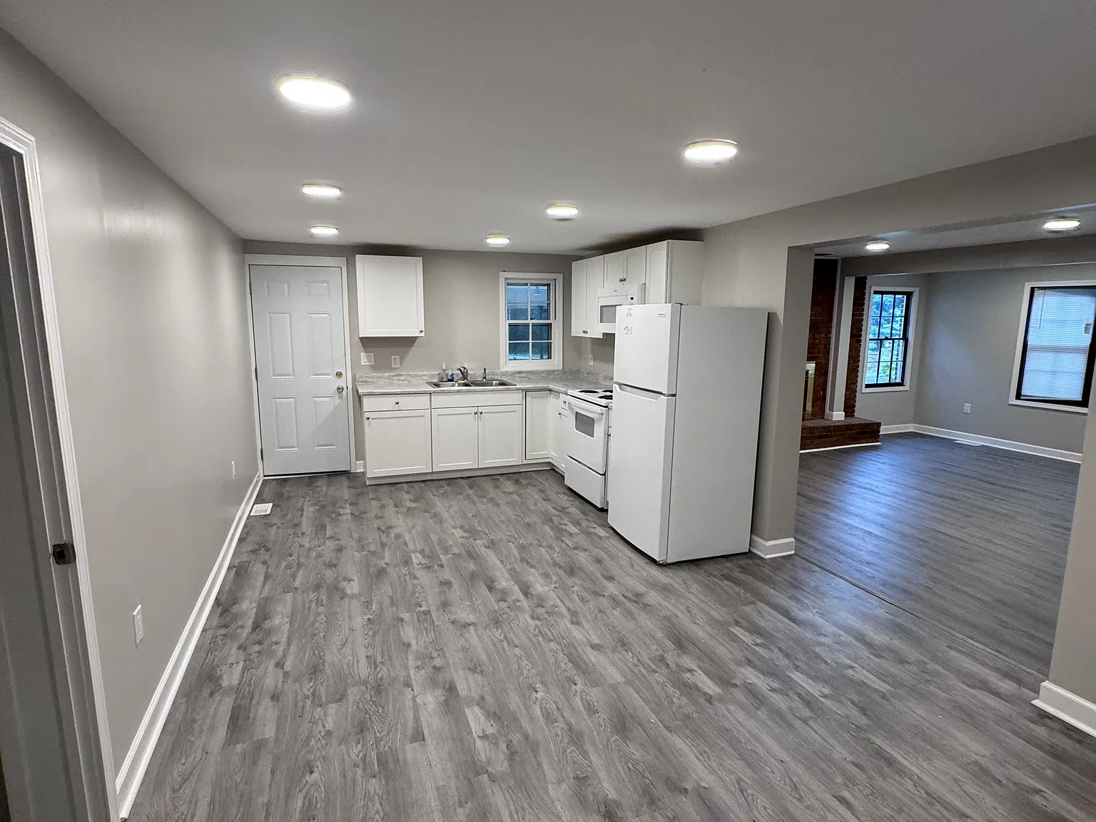 4009 South Carolina 246 - 1 — Photo 2