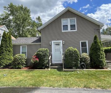 25 Vermont St, Johnston, RI, 02919