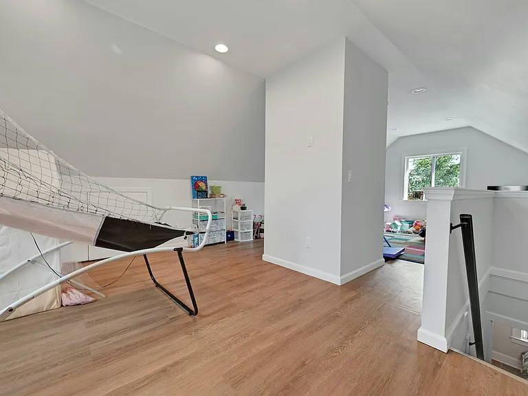 47 George St — Photo 17