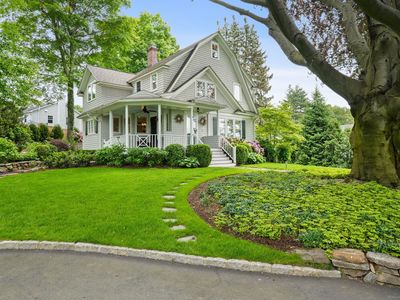 11 Christie Hill Road, Darien, CT, 06820