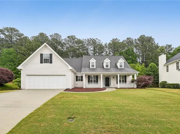 2229 Saint Kennedy Ln, Buford, GA 30518