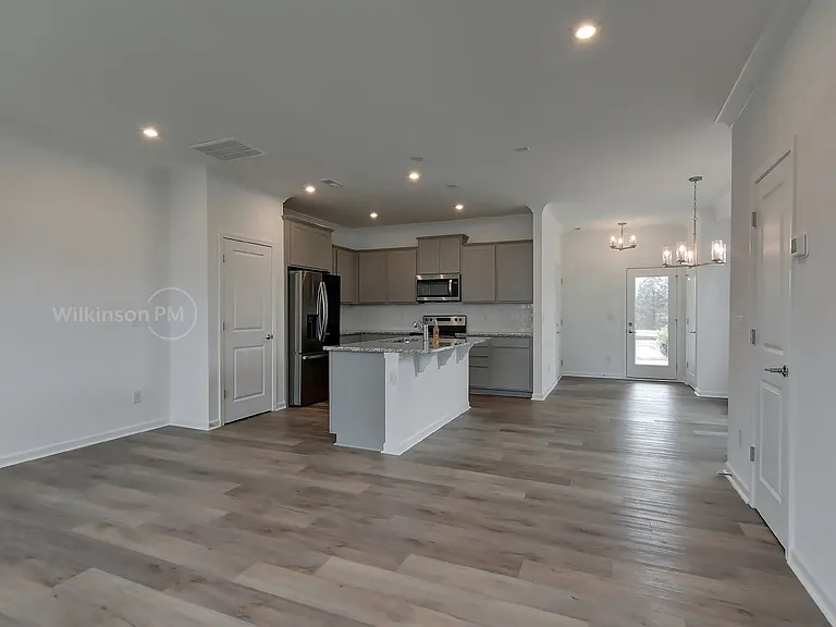 16200 Leading St — Photo 20