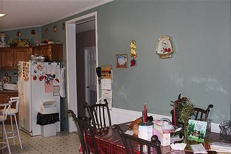 3rd image of 140 Timberloch Dr
