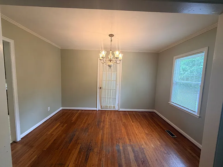 706 Pineview Dr — Photo 11