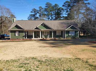708 Piney Woods Dr, Lagrange, GA 30240