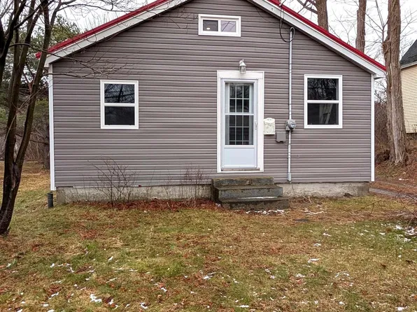 165 Saint Phillips St, Bridgewater, NS B4V 1W6