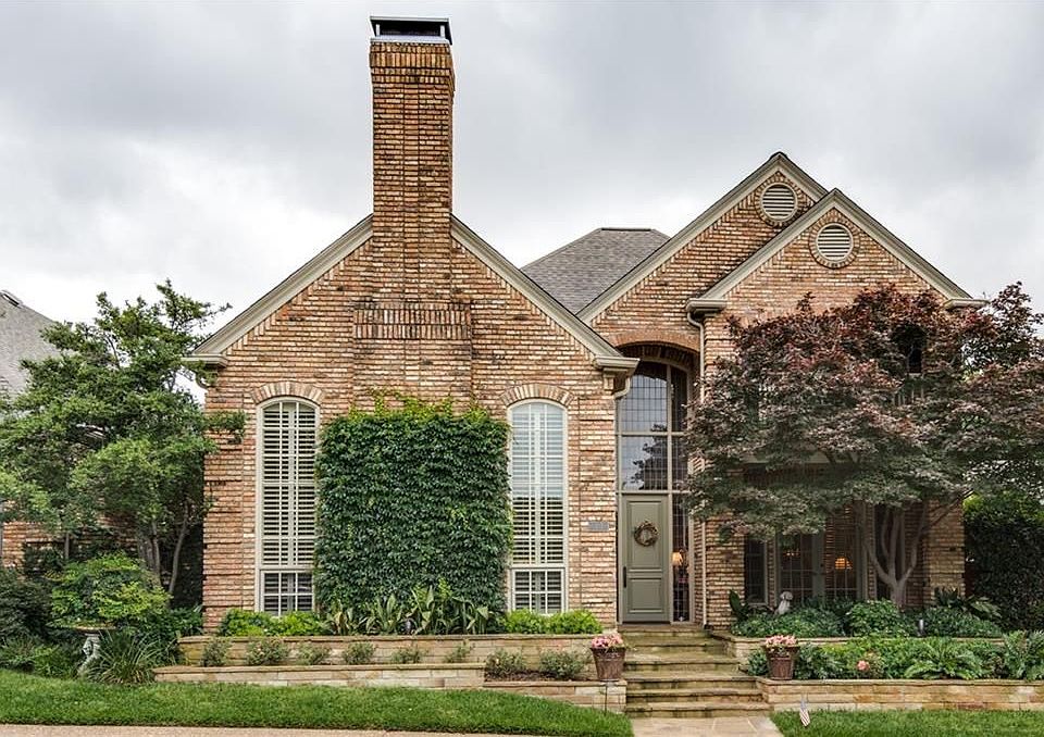 1st image of 10 Glenmeadow Ct
