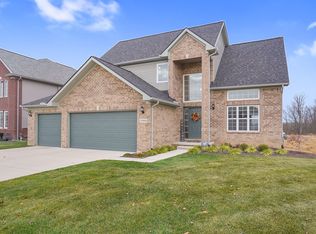 55888 Worlington Ln, Lyon Township, MI 48178
