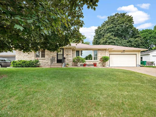 3613 York Ave N, Robbinsdale, MN 55422