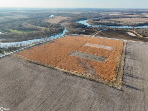 Tri County Bridge Rd SE, Lone Tree, IA 52755