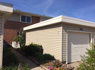 4703 Goldenrod Ln, Lincoln, NE 68512