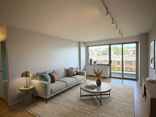 175-20 Wexford Ter APT 9G, Jamaica, NY 11432