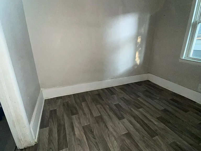 746 E Laurel St #1 — Photo 19