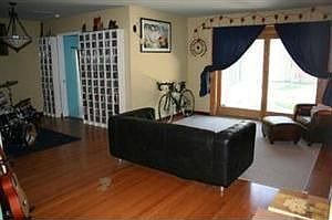 3rd image of 3913 Berrendo Dr