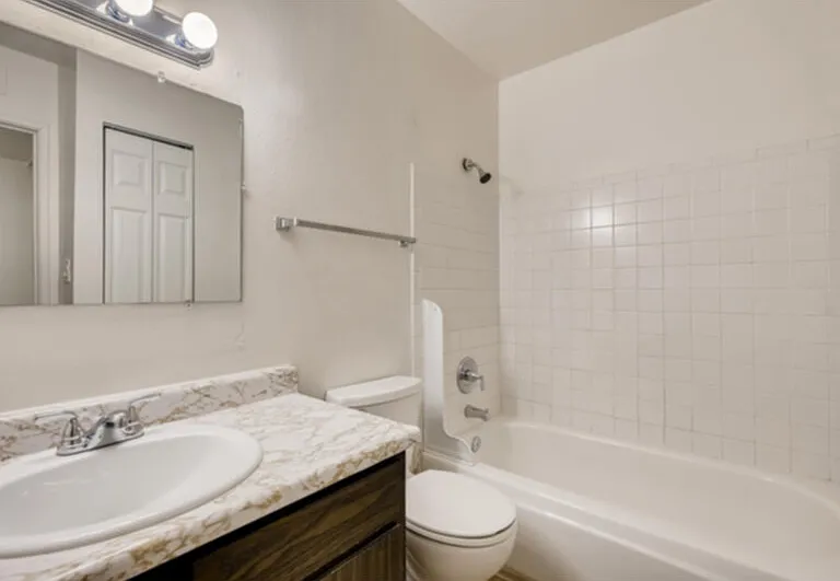 1909 S Depew St #11 — Photo 10