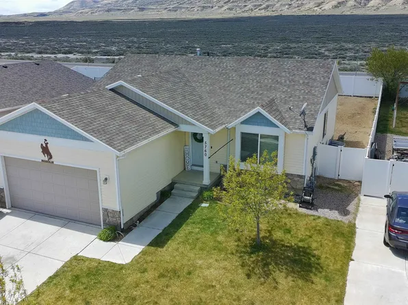 5760 Sun Ridge Dr, Rock Springs, WY 82901