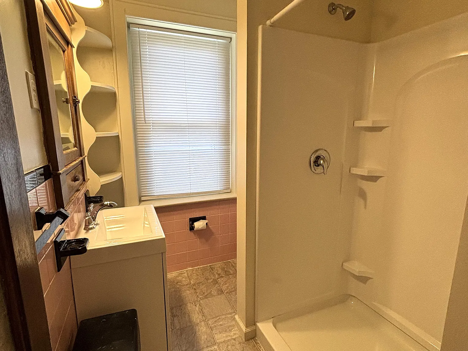 3 bed, $1,850 — Photo 3
