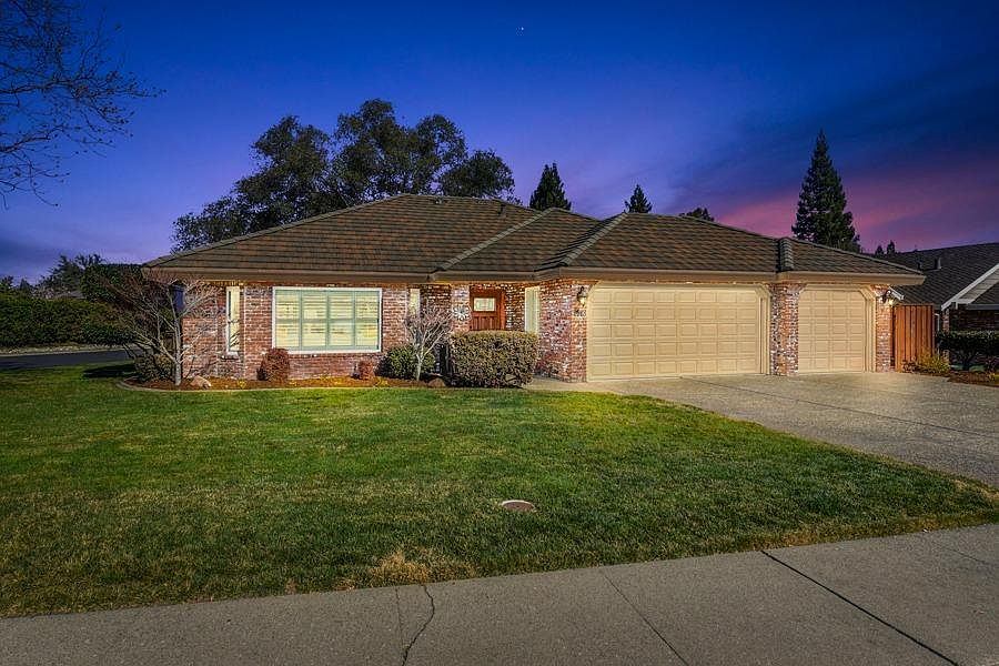 1st image of 4913 El Don Dr