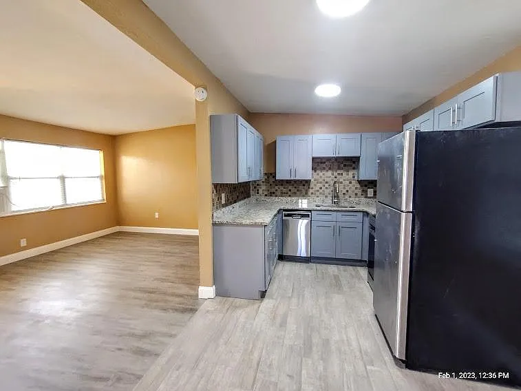 3 bed, 1092 sqft, $1,600 — Photo 2