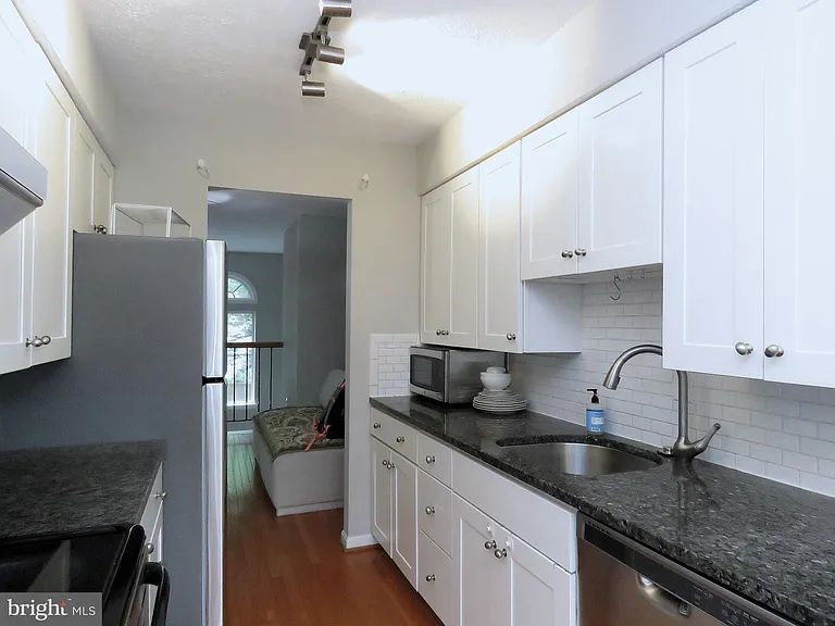 13945 Big Yankee Ln — Photo 7