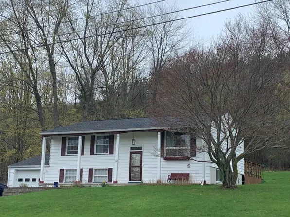 33 Pine Hill Dr, Alfred, NY 14802