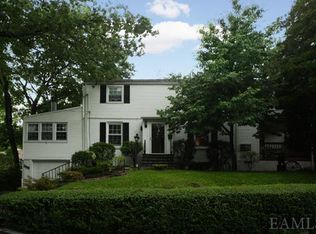 389 Concord Rd, Yonkers, NY 10710