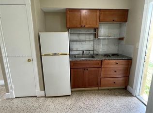 940 SW 4th Ave APT 2, Miami, FL 33130