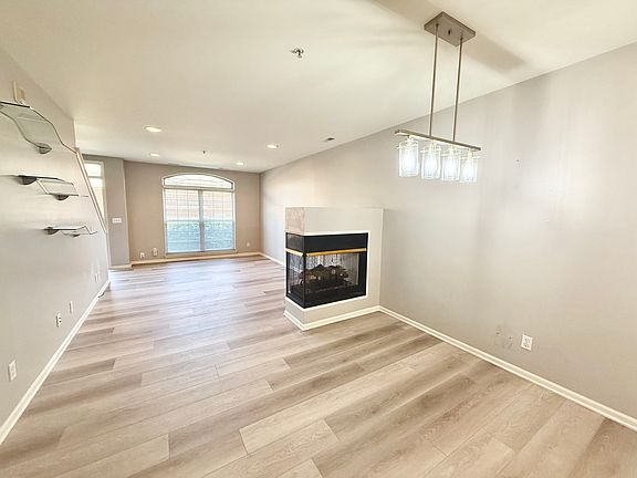 2nd image of 3201 Newbury Pl #1