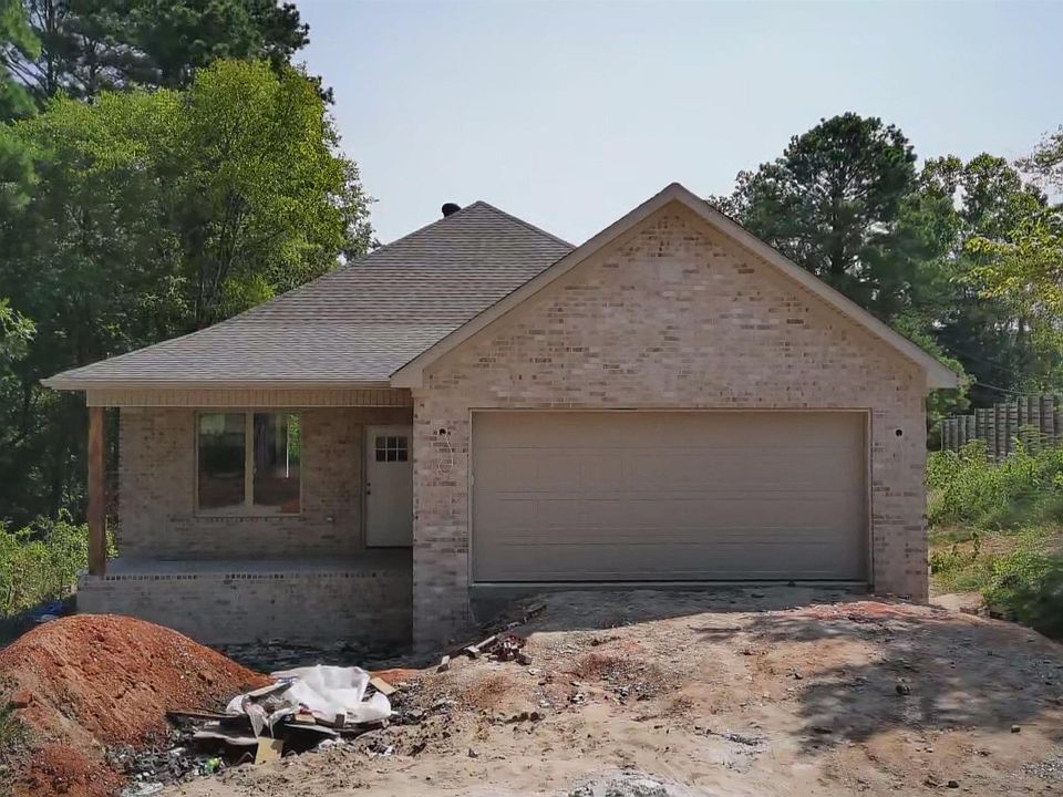 1st image of 607 Brents Ford Rd