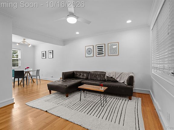 2nd image of 1734 Graefield Rd