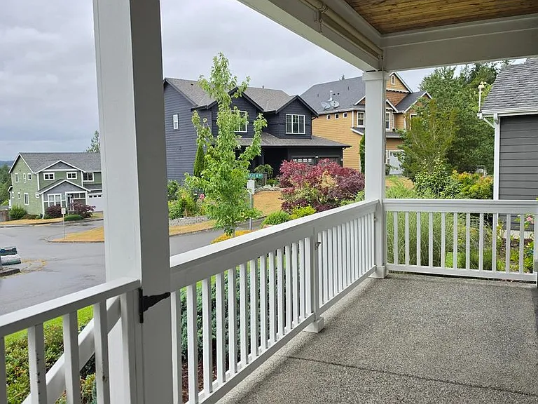 20256 Hillsong Pl NE — Photo 3