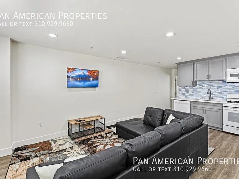 1033 S Montebello Blvd #F — Photo 9