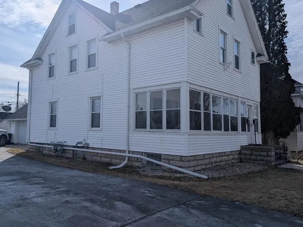 499 West MAIN Street, Waupun, WI 53963