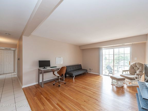 3rd image of 1611 N Windsor Dr #305
