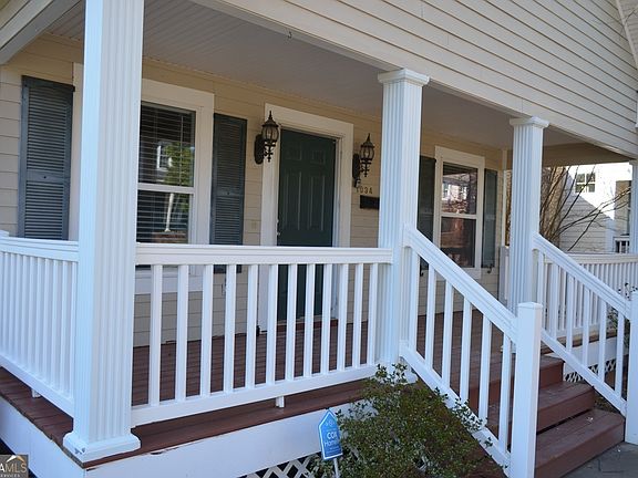 2nd image of 1034 Hazel St