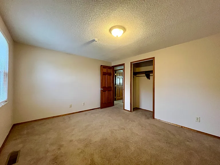2775 Amana Ct — Photo 23