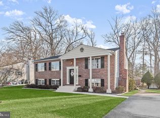 1127 Pleasant Valley Dr, Catonsville, MD