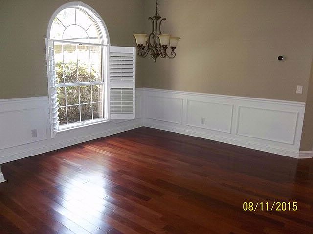 2nd image of 1833 Autumnbrook Ln